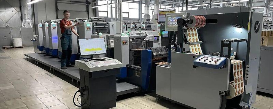Повторная установка офсетной печатной машины ZX-320G для Alliance Print Ltd. в России